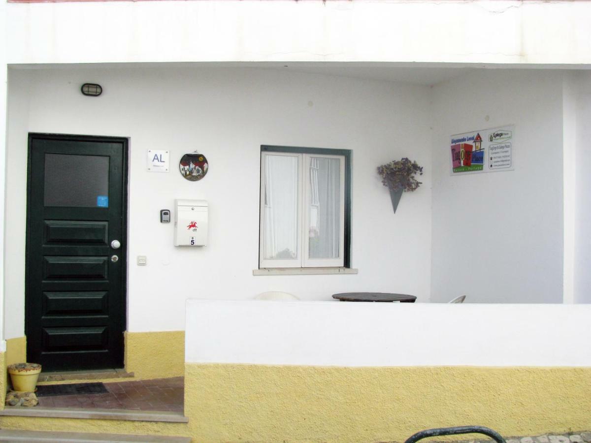 Alojamento Tiago & Jorge Guesthouse Nazaré Exterior foto